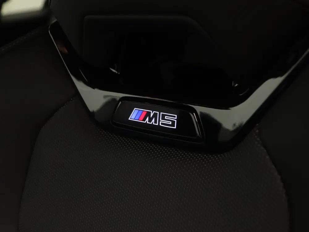 BMW M5 Touring (bj 2025 uit 2025, foto 6
