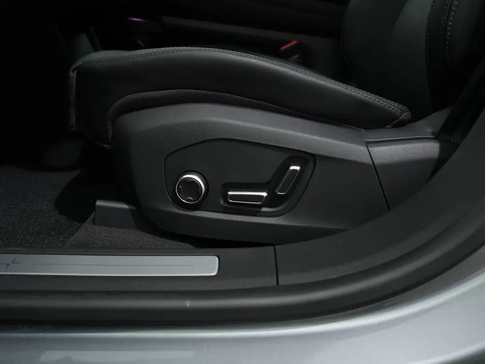Polestar 4 LR DUAL MOTOR PRO PILOT PLUS NAPPA 100 KWH uit 2026, foto 19