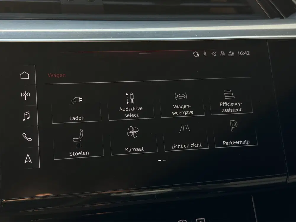 Audi e-tron S quattro 95 kWh uit 2023, foto 6