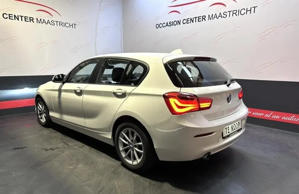 BMW 1-serie 118i uit 2019, foto 8