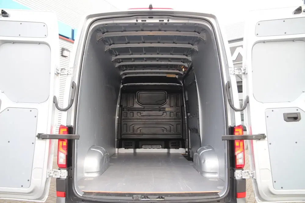 Volkswagen Crafter 2.0 TDI 140 L3H3 uit 2024, foto 4