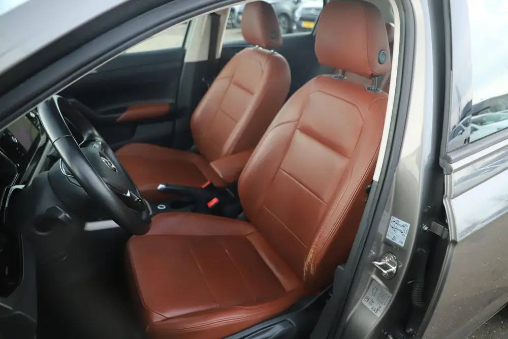 Volkswagen Polo 1.0 TSI Comfortline Vol Leder Virtual Cockpi uit 2020, foto 6