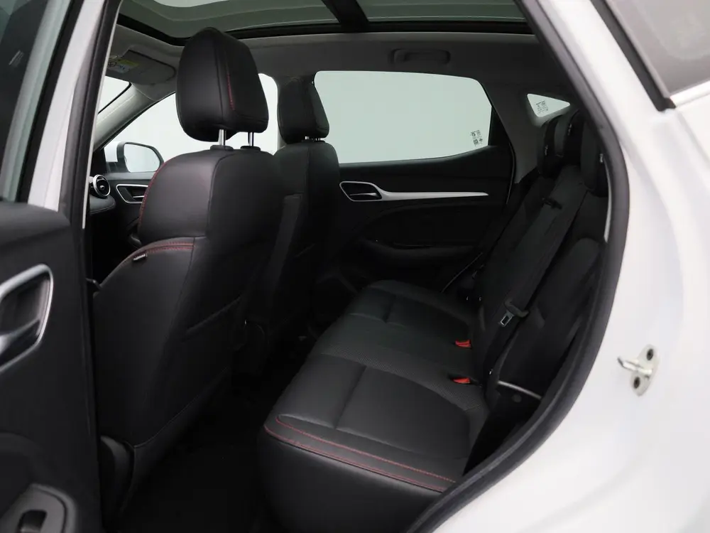 MG ZS Long Range Luxury 70 kWh uit 2023, foto 11