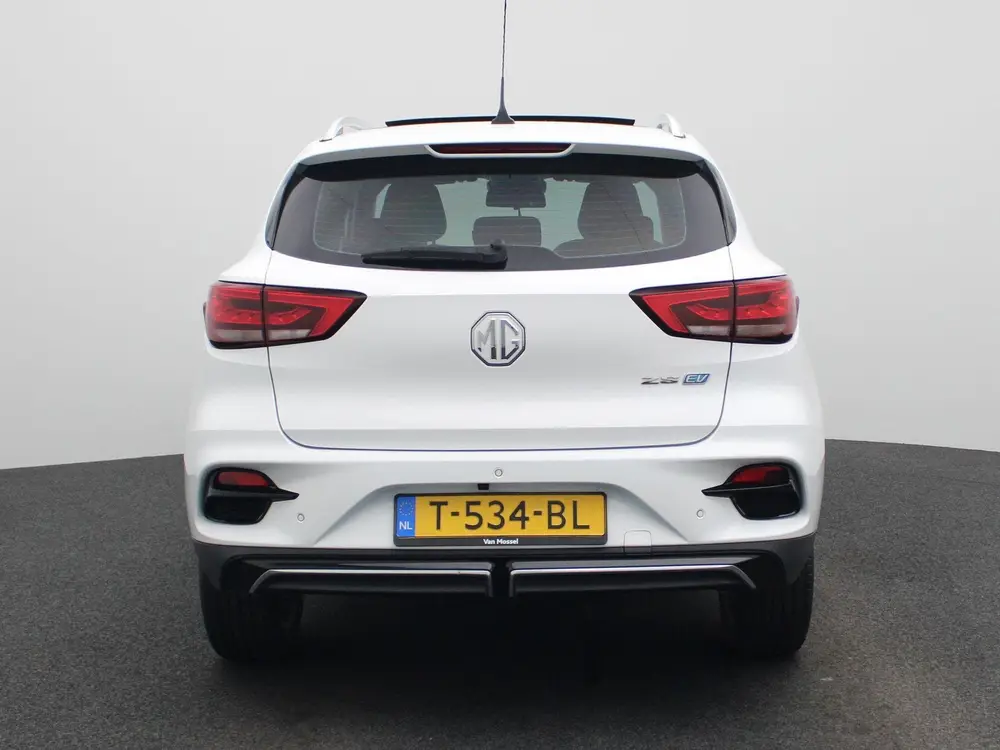 MG ZS Long Range Luxury 70 kWh uit 2023, foto 6