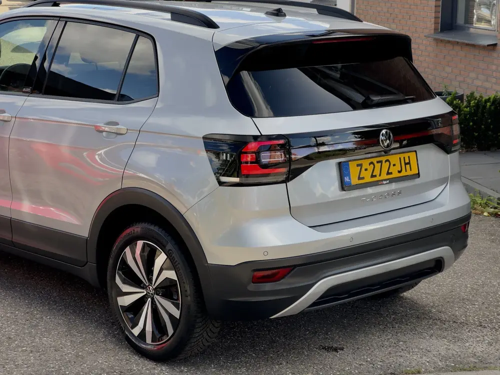Volkswagen T-Cross 1.0 TSI AUT7 LIFE NAVI CAMERA DIGI-DASH A uit 2022, foto 15
