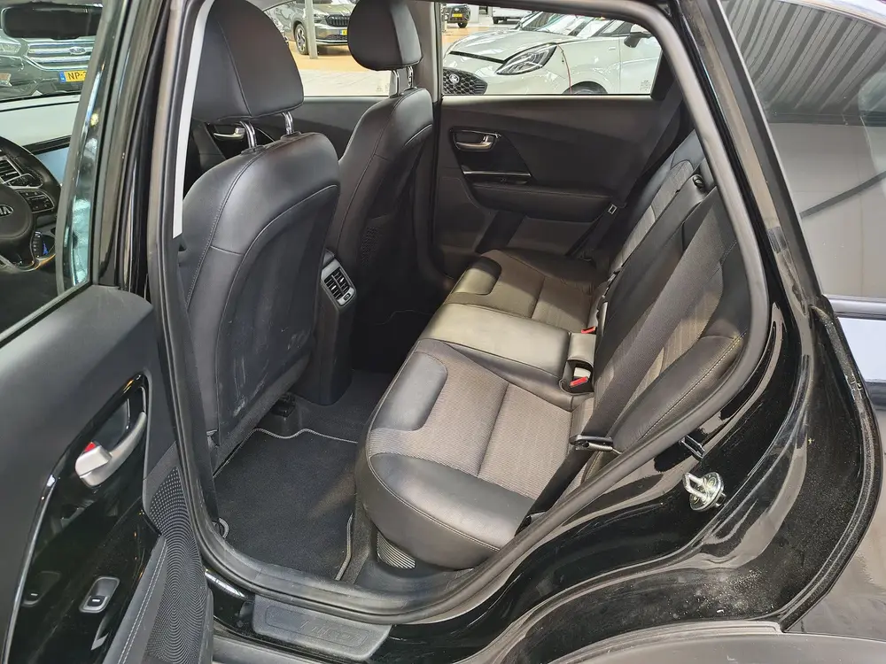 Kia Niro 1.6 GDi Hybrid DynamicLine | Trekhaak | Camera | Na uit 2019, foto 8