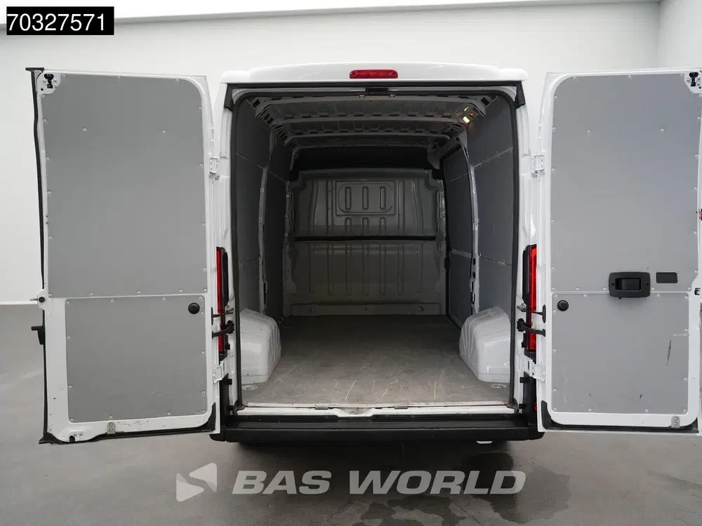 Citroën Jumper Nwe model L2H2 Airco Cruise Parkeersen uit 2025, foto 8