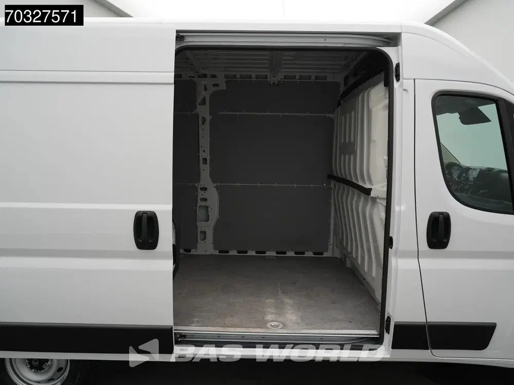 Citroën Jumper Nwe model L2H2 Airco Cruise Parkeersen uit 2025, foto 9