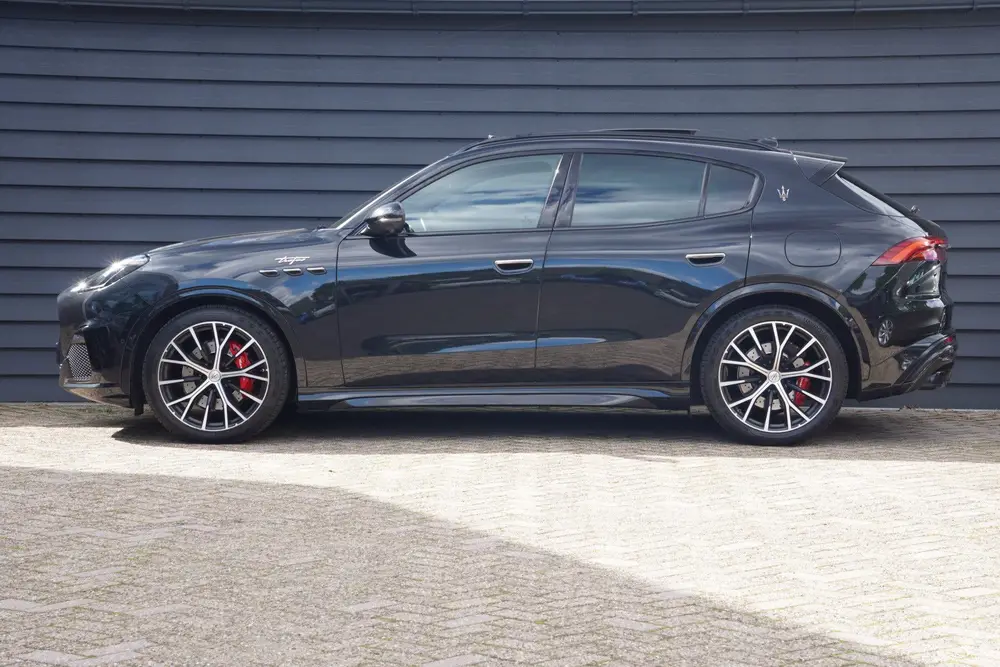 Maserati Grecale 3.0 V6 Trofeo - PANODAK - TREKHAAK - HEAD U uit 2023, foto 3