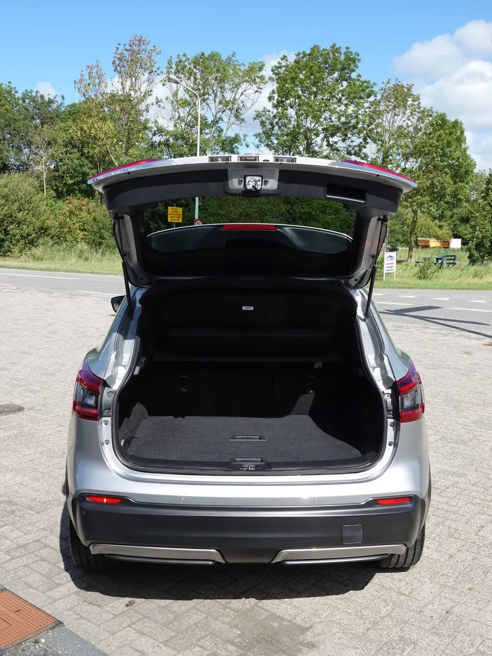 Nissan Qashqai 1.3 DIG-T AUT. N-Connecta PANO | LMV | CRUISE uit 2019, foto 10
