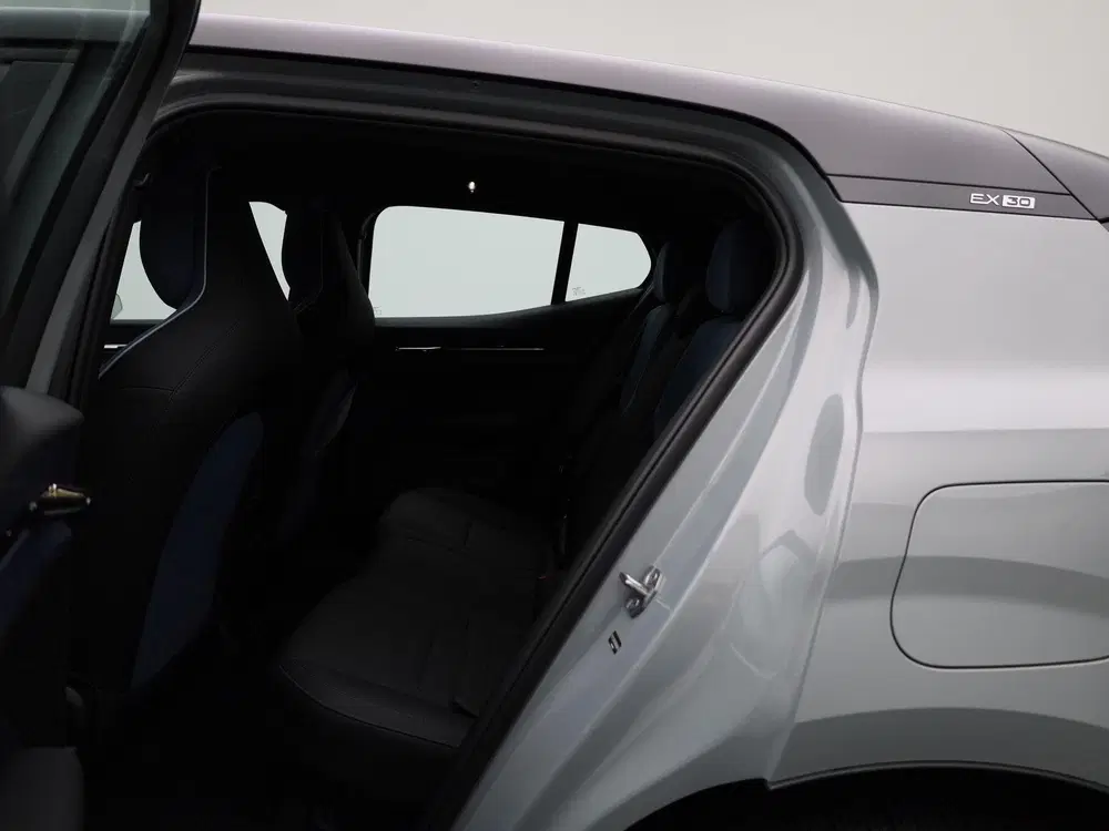 Volvo EX30 Plus 2WD Pure uit 2024, foto 10
