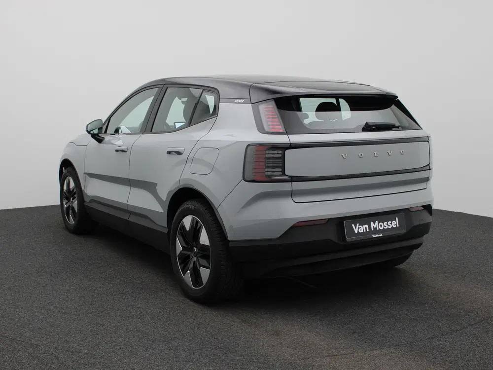 Volvo EX30 Plus 2WD Pure uit 2024, foto 2