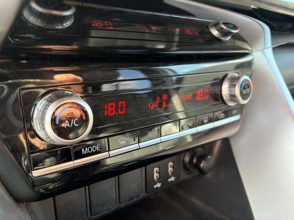 Mitsubishi Eclipse Cross 2.4 PHEV Intense+ NAVI uit 2022, foto 20