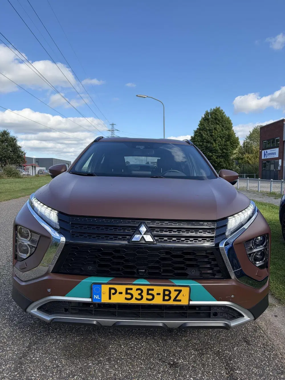 Mitsubishi Eclipse Cross 2.4 PHEV Intense+ NAVI uit 2022, foto 3