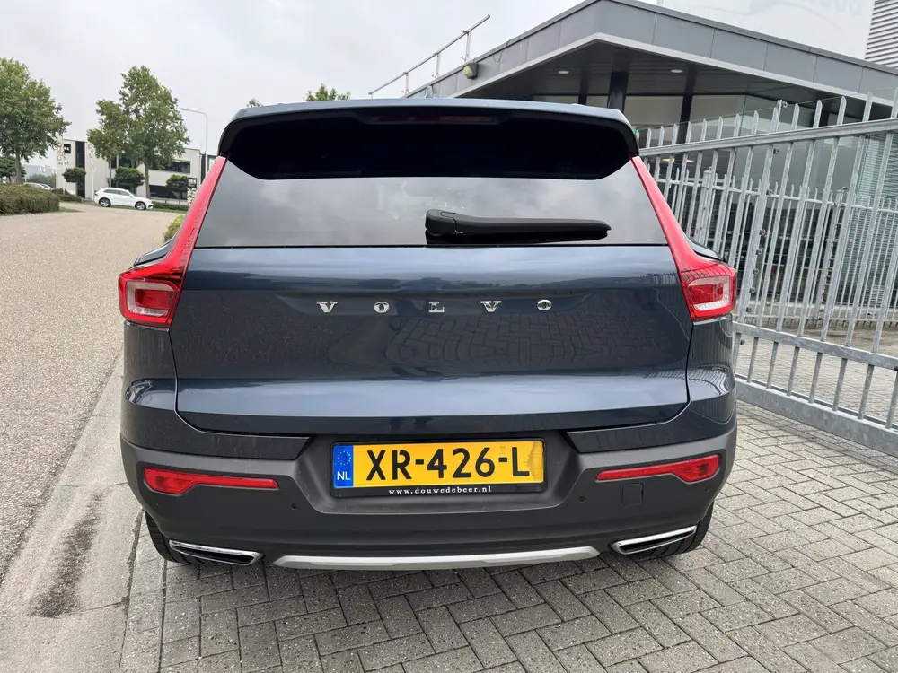 Volvo XC40 2.0 T4 Inscription Pano.dak | trekhaak | winterpa uit 2019, foto 5