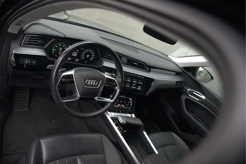 Audi e-tron e-tron 50 quattro Launch edition plus 71 kWh | P uit 2019, foto 4
