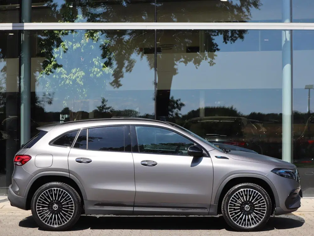 Mercedes-Benz EQA 250 Business Solution AMG 67 kWh uit 2022, foto 5