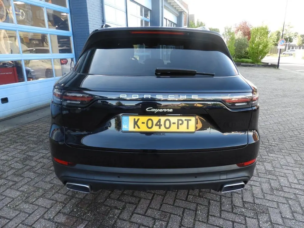 Porsche Cayenne 3.0 E-Hybrid uit 2020, foto 4