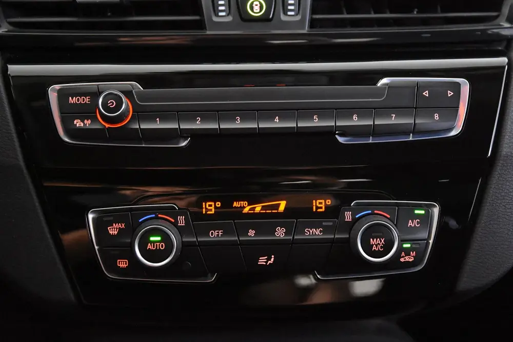 BMW X1 sDrive18i *1ste Eigenaar*Leer*Navigatie*Trekhaak*Carp uit 2019, foto 14