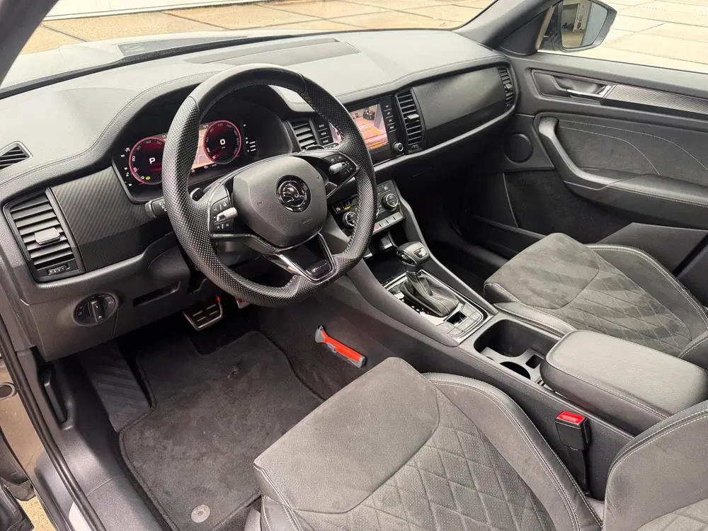 Skoda Kodiaq 1.5 TSI Sportline DSG l VIRTUAL l CAMERA l uit 2022, foto 4