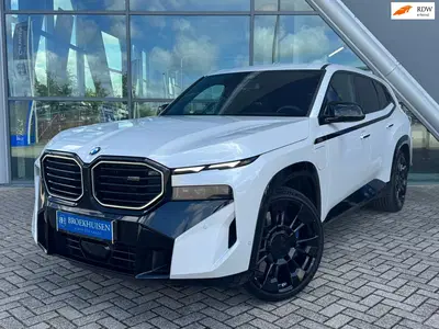 BMW XM PHEV 30 kWh M-Sport V8 653pk Driving Assis uit 2024