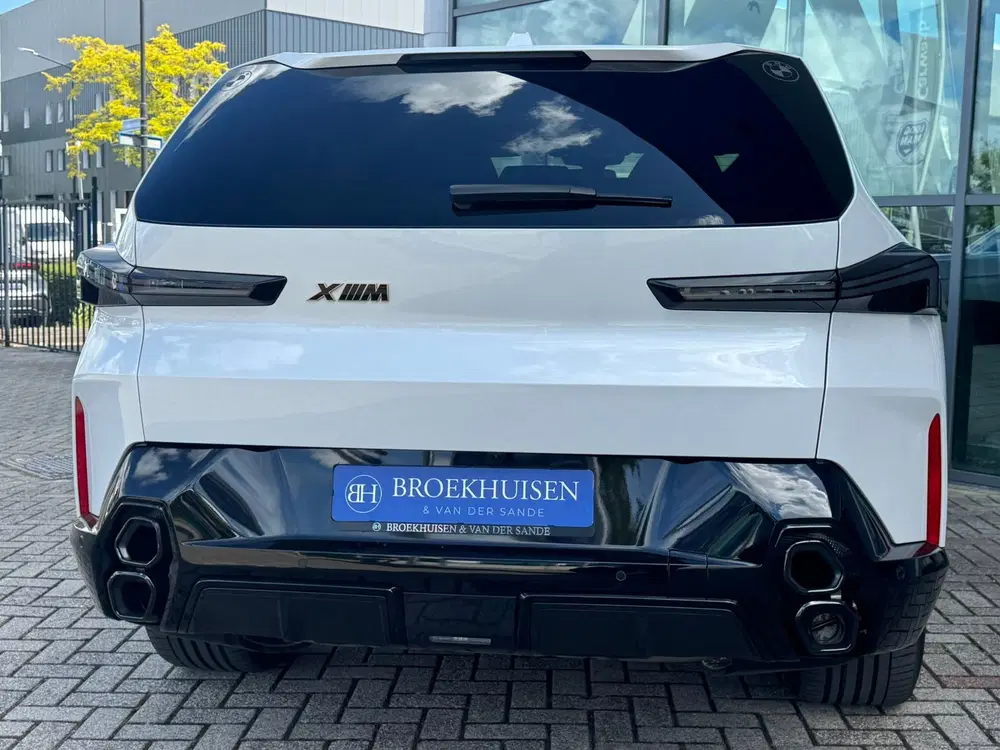 BMW XM PHEV 30 kWh M-Sport V8 653pk Driving Assis uit 2024, foto 16