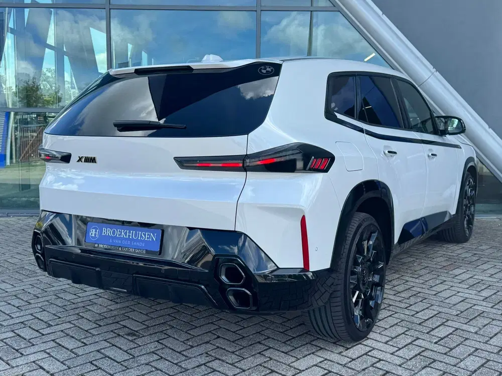 BMW XM PHEV 30 kWh M-Sport V8 653pk Driving Assis uit 2024, foto 2