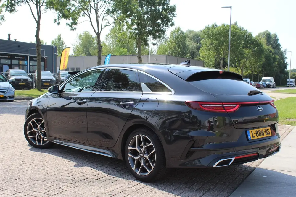 Kia ProCeed 1.4 T-GDI GT-Line AUTOMAAT RIJKLAAR PRIJS CARPLA uit 2019, foto 2