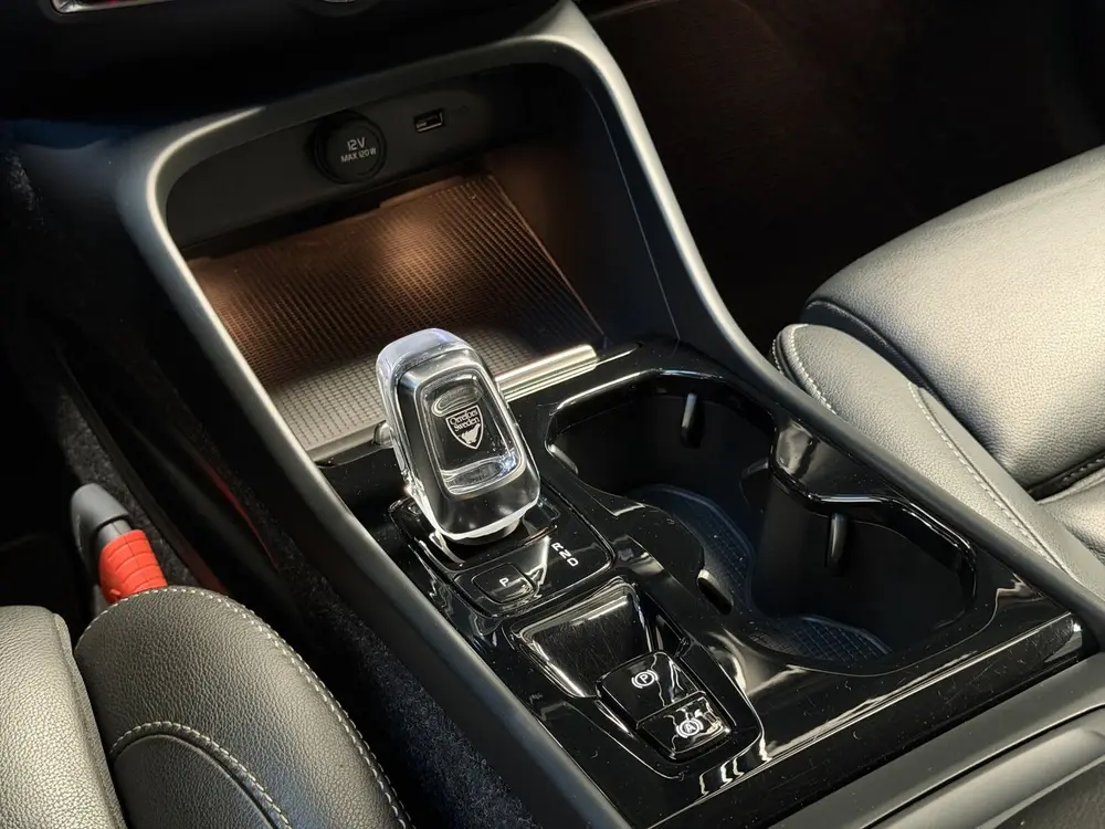 Volvo XC40 2.0 T4 AWD Inscription |Leder|Afn.Trekhaak|Camera uit 2019, foto 9