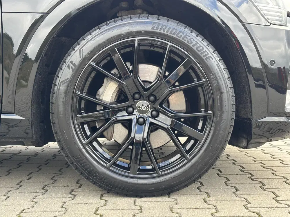 Audi e-tron 55 Quattro Black Edition SOH 95 uit 2022, foto 11