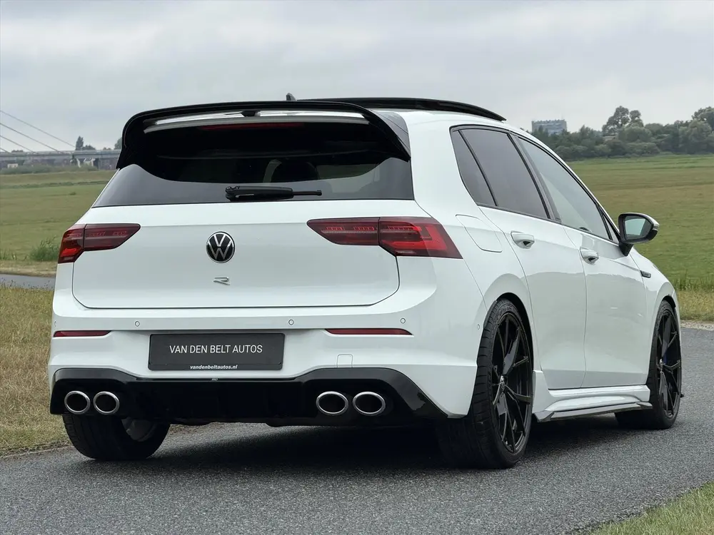Volkswagen Golf 2.0 TSI R 320PK 4Motion / Pano / Full Maxton uit 2021, foto 5