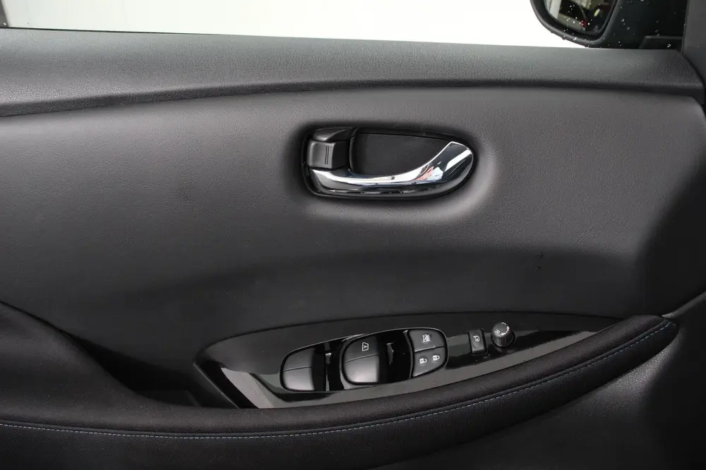 Nissan Leaf N-Connecta 40 kWh SOJ 85% Navigatie Bluetooth Cr uit 2019, foto 12