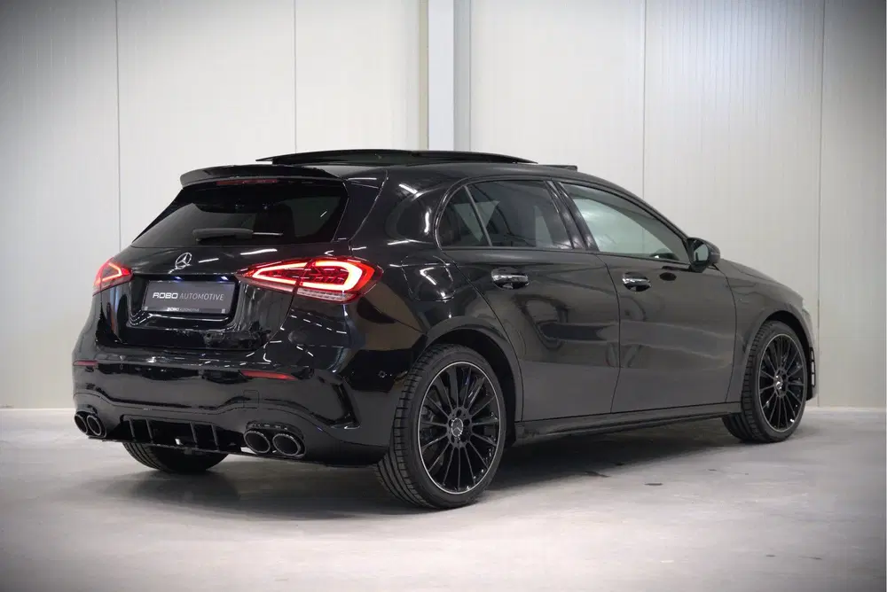 Mercedes-Benz A-Klasse 250 e AMG Line uit 2022, foto 2