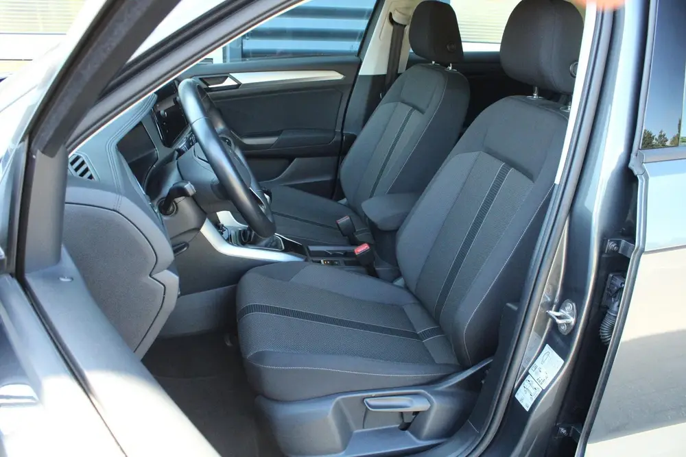 Volkswagen T-Roc 1.0 TSI 115pk Life | Allseasonbanden | Clim uit 2023, foto 4