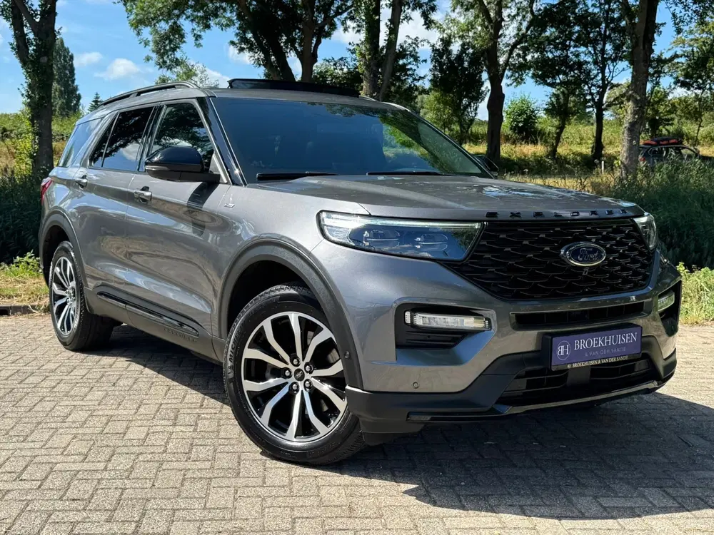 Ford Explorer 3.0 V6 EcoBoost PHEV ST-Line 457pk Panoram uit 2021, foto 3