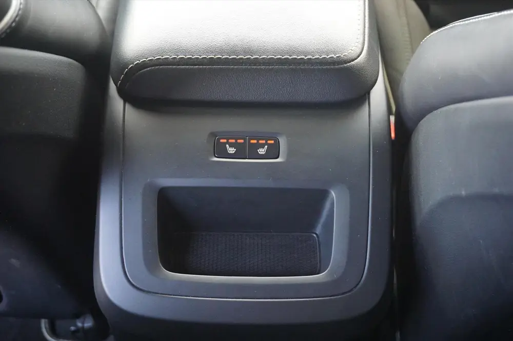Volvo S60 2.0 T5 R Design / Camera / Trkehaak / Memory / H&K uit 2019, foto 20