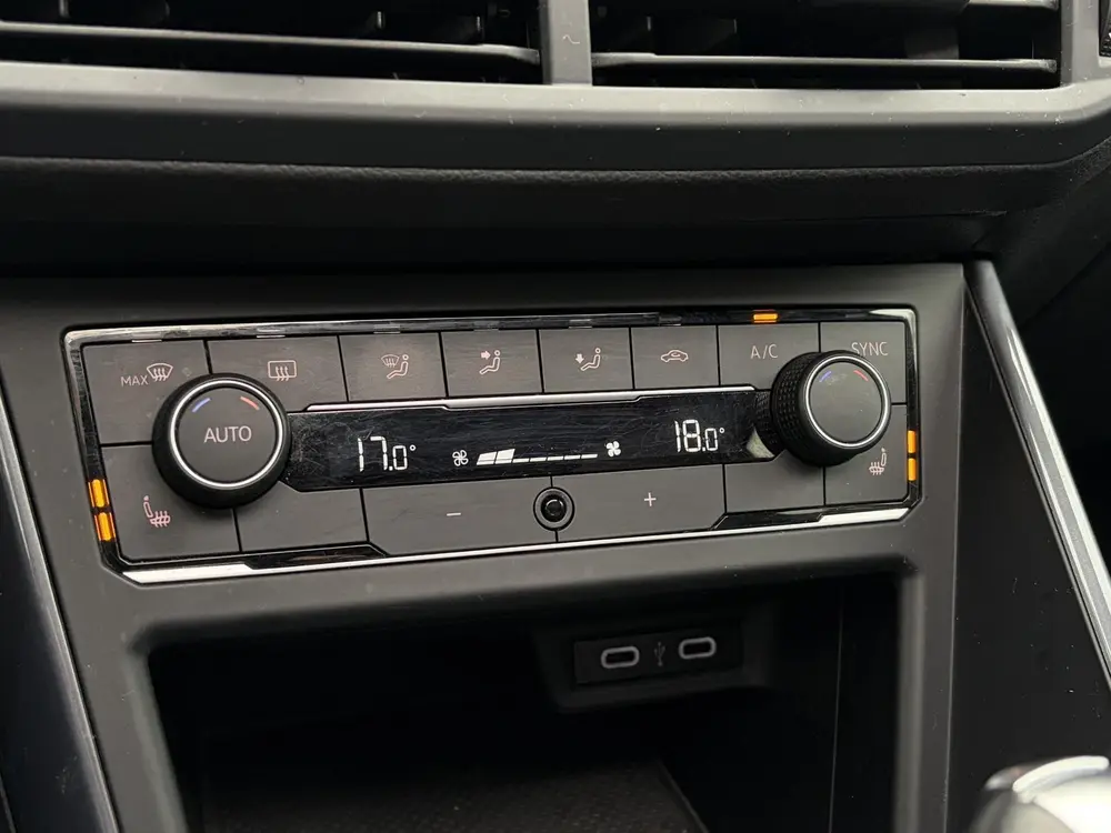 Volkswagen Polo 110PK R-Line Carplay, DSG, Virtueel, Schuifd uit 2021, foto 10