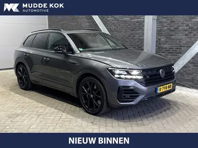 Volkswagen Touareg 3.0 TSi 4MOTION R | Luchtvering | Panoram uit 2021