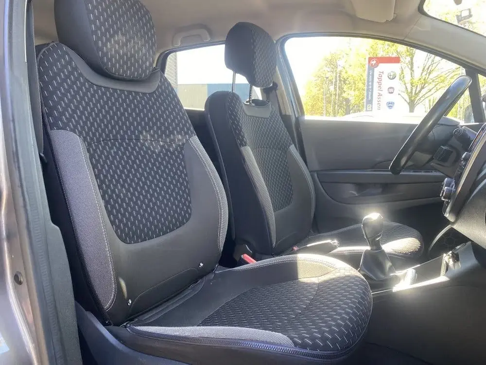 Renault Captur 0.9 TCe Intens (bj 2019) uit 2019, foto 7