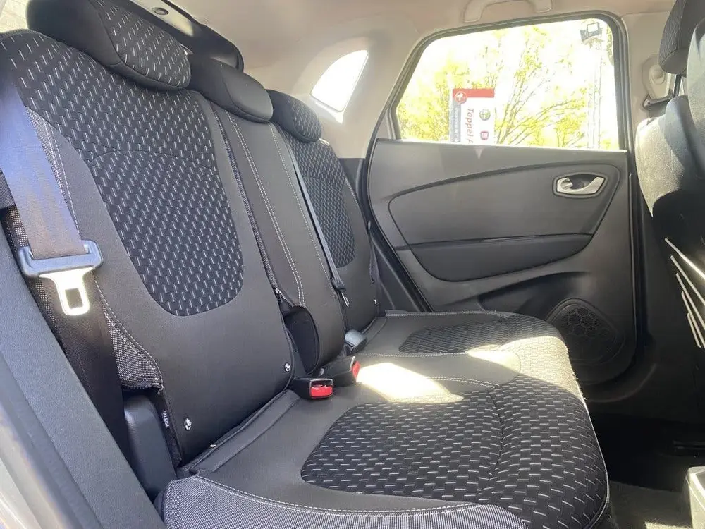 Renault Captur 0.9 TCe Intens (bj 2019) uit 2019, foto 8
