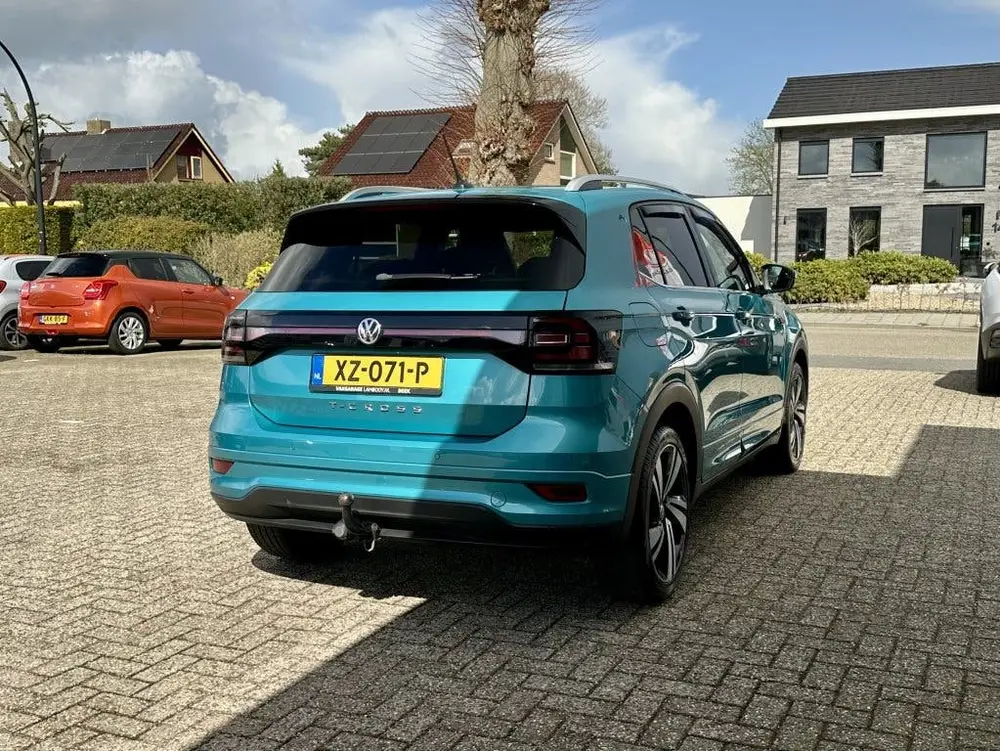 Volkswagen T-Cross 1.0 TSI R-Line 116PK Navi Keyless Trekhaa uit 2019, foto 2