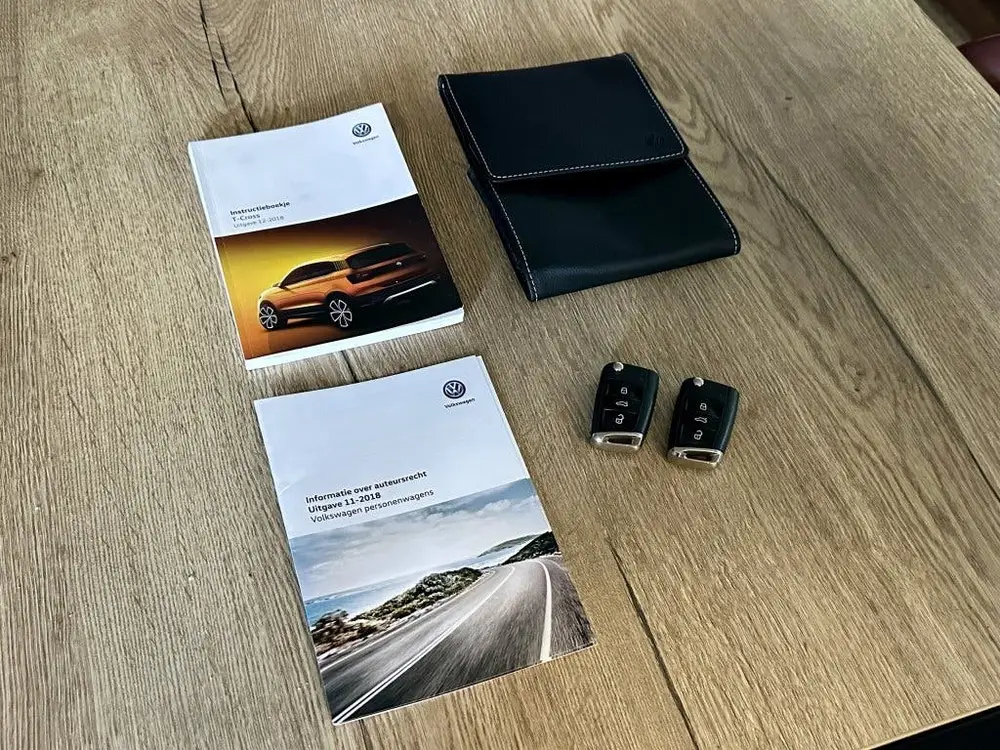 Volkswagen T-Cross 1.0 TSI R-Line 116PK Navi Keyless Trekhaa uit 2019, foto 7