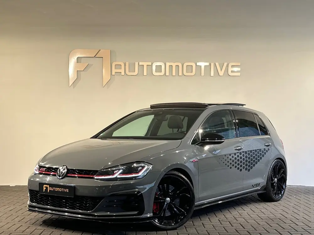 Volkswagen GOLF 2.0 TSI GTI TCR Pano|Keyless|DCC|ACC|Camera uit 2019