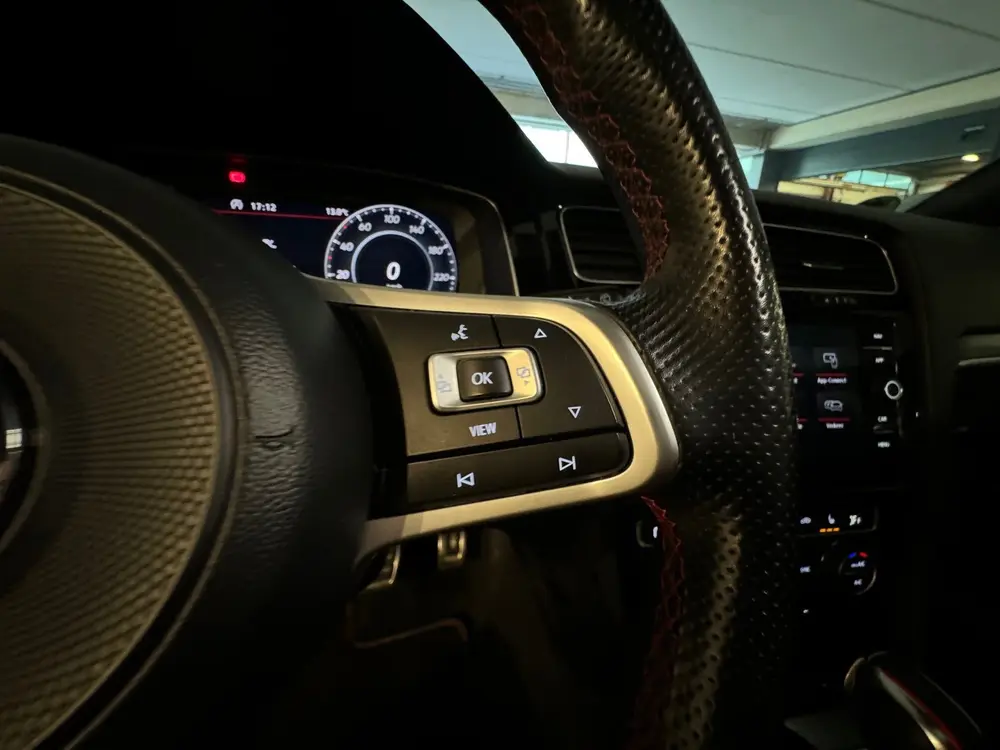 Volkswagen GOLF 2.0 TSI GTI TCR Pano|Keyless|DCC|ACC|Camera uit 2019, foto 15