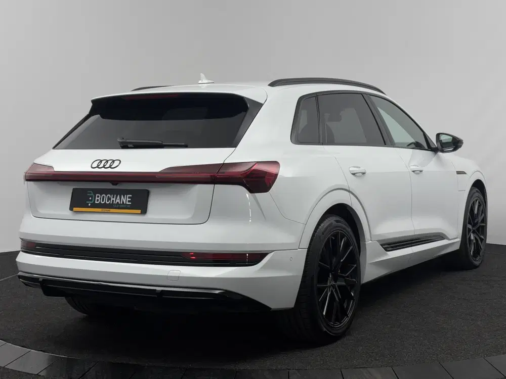 Audi e-tron 55 quattro S edition 95 kWh uit 2023, foto 2