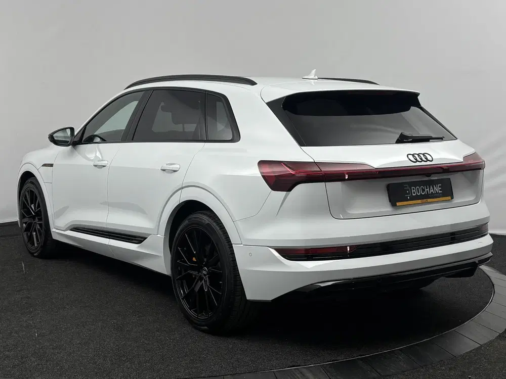 Audi e-tron 55 quattro S edition 95 kWh uit 2023, foto 6