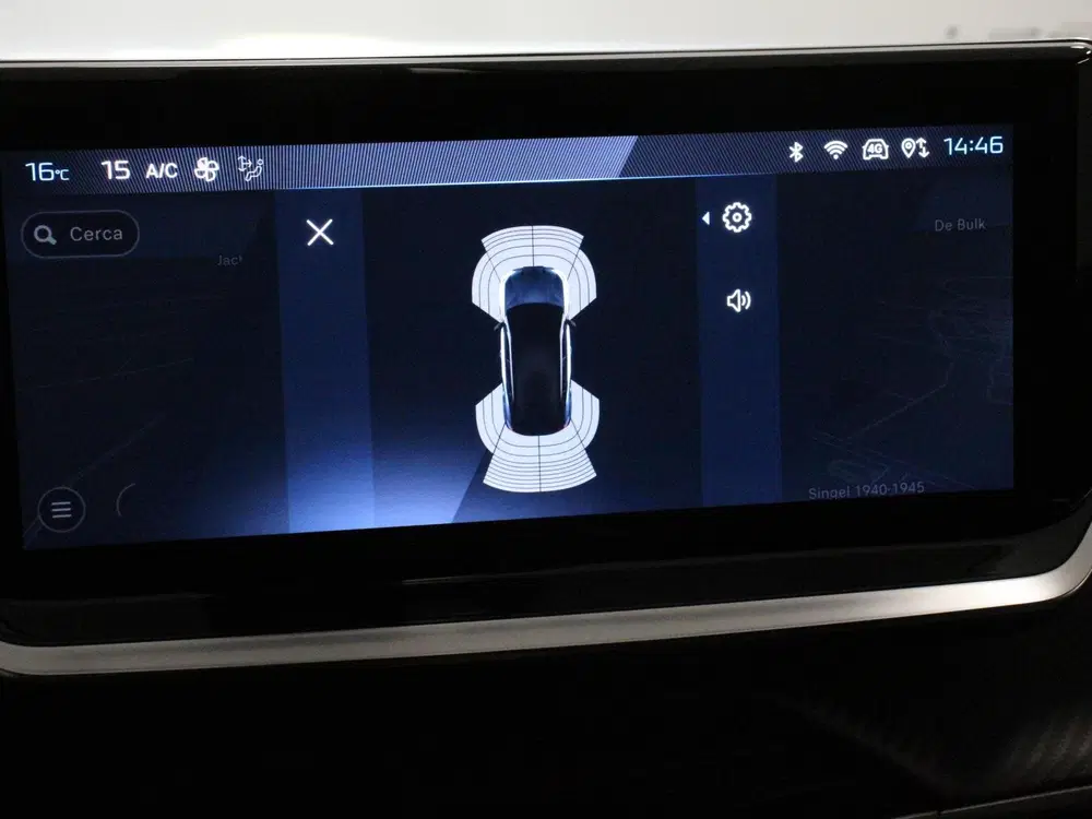 Peugeot 2008 1.2 PureTech 130pk Automaat GT-Line Climat uit 2024, foto 12