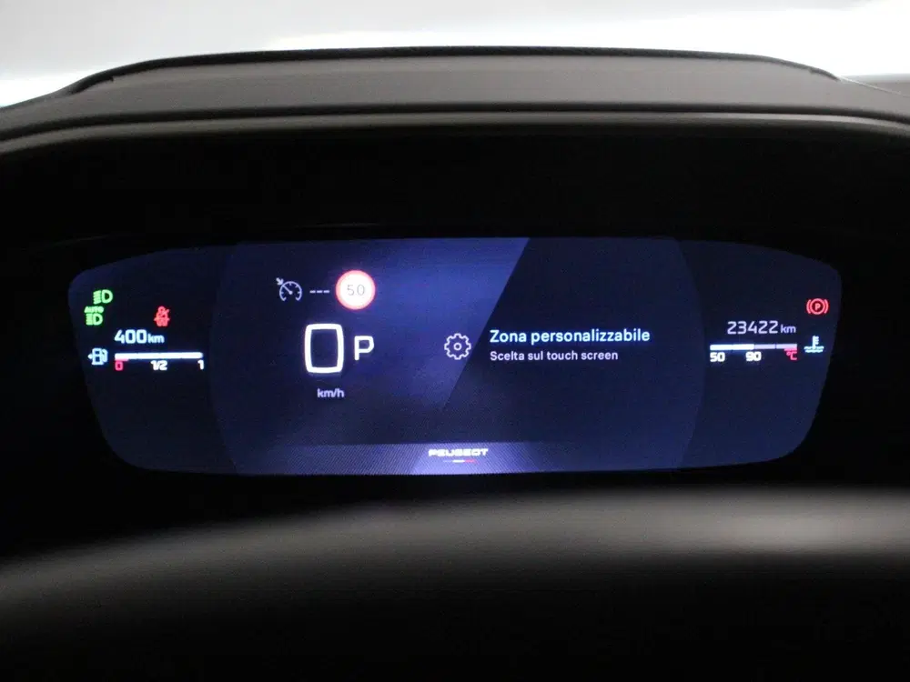 Peugeot 2008 1.2 PureTech 130pk Automaat GT-Line Climat uit 2024, foto 3