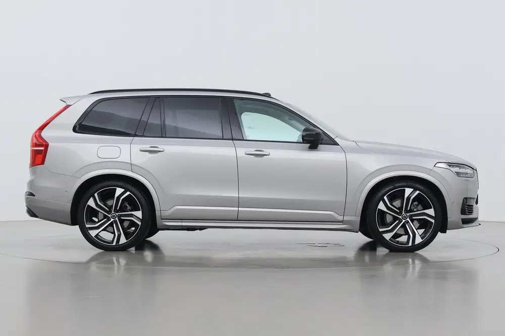 Volvo XC90 T8 Ultra Dark uit 2024, foto 10