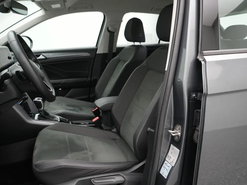 Volkswagen T-Roc 1.5 TSI 150 PK Life 75 Edition | Adaptieve uit 2022, foto 12